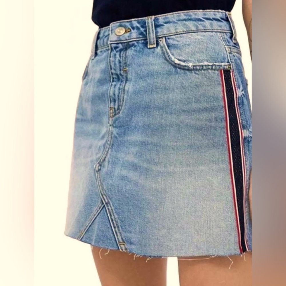 Zara basic denim skirt